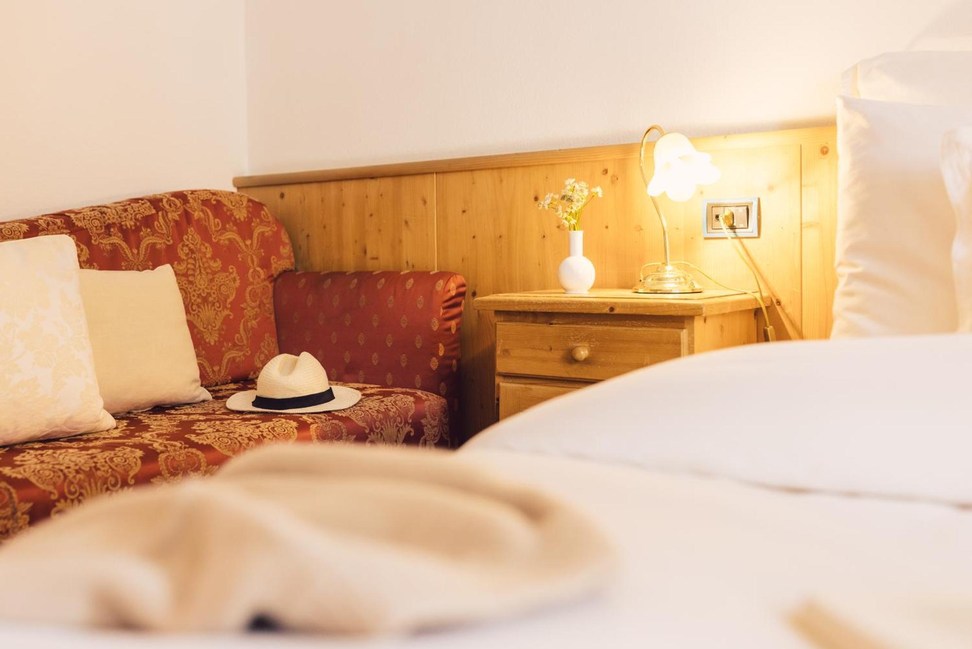 Parkhotel Schachen Ahrntal Kamer foto